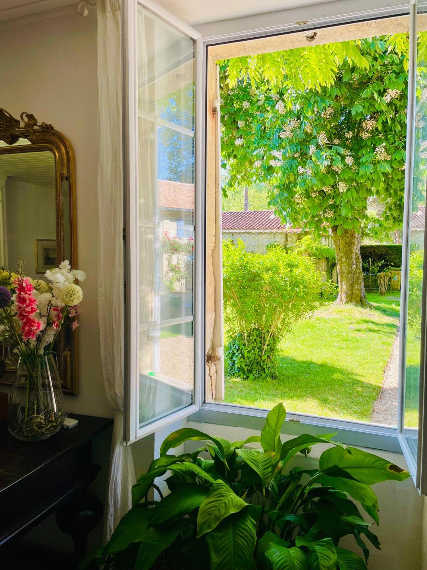 La Vigne D'Or Bed and Breakfast Teuillac Εξωτερικό φωτογραφία